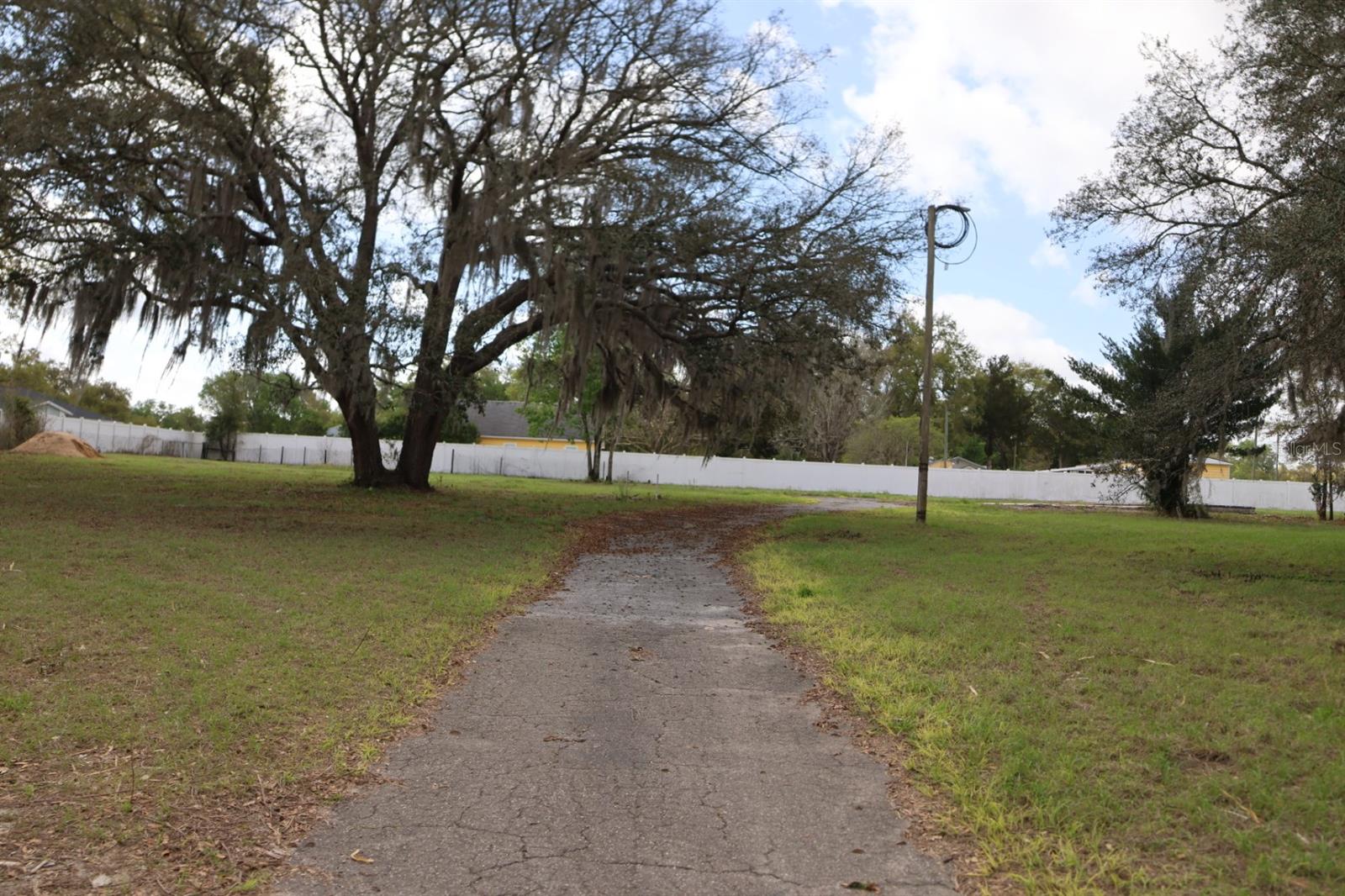 Image 5 of 23 For 11234 121st Lane Road