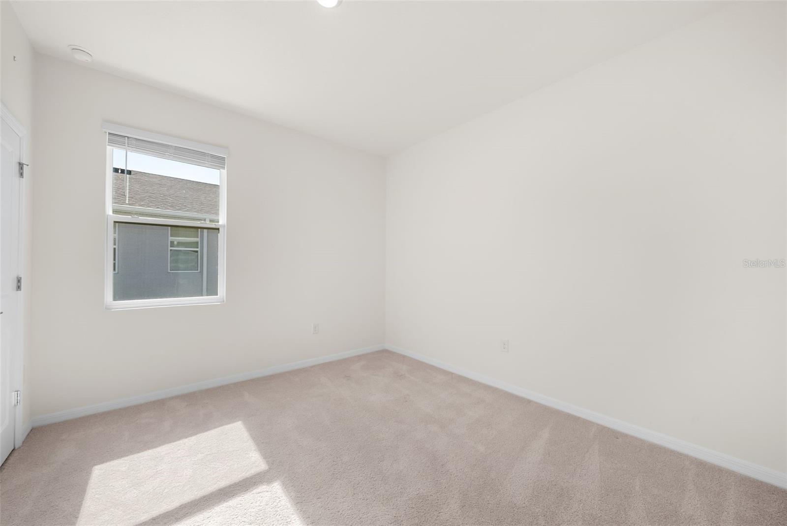 Image 22 of 29 For 6203 93rd Loop