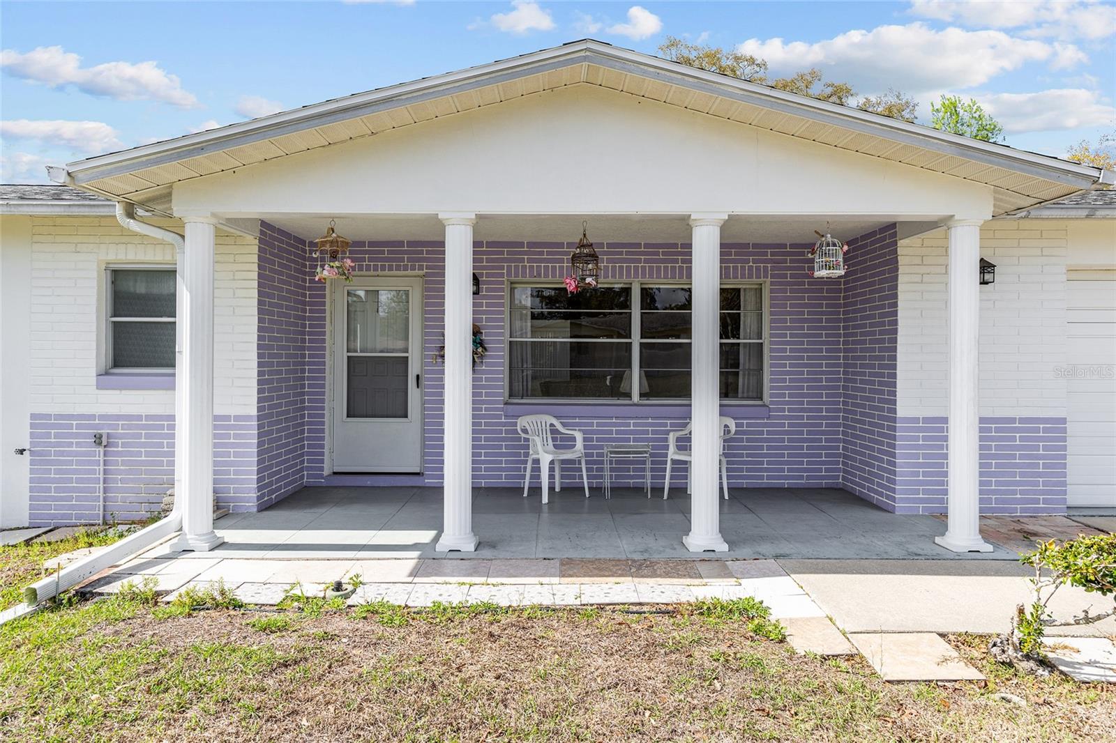 Image 3 of 40 For 216 Barbour Street