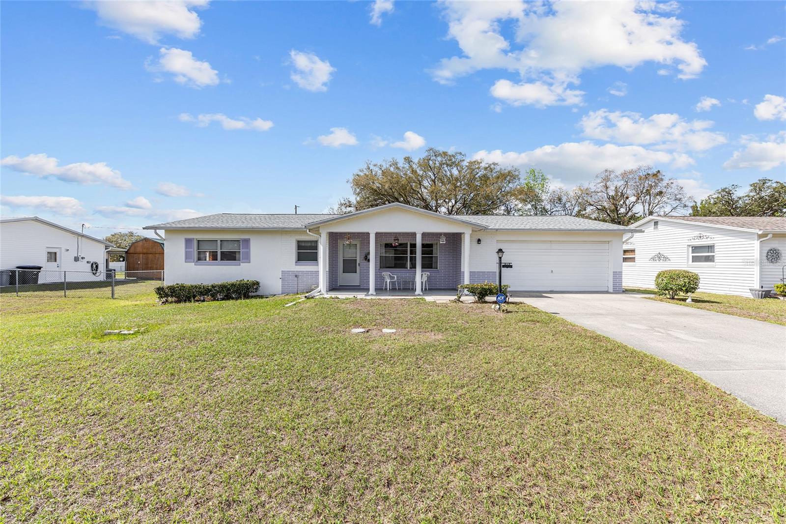 Image 4 of 40 For 216 Barbour Street