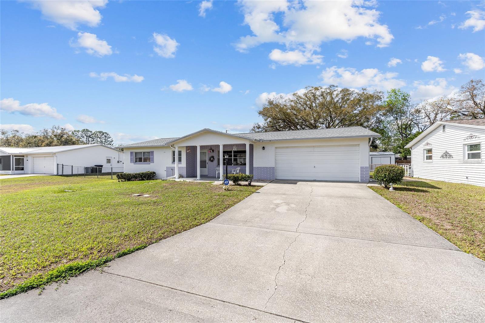 Image 5 of 40 For 216 Barbour Street