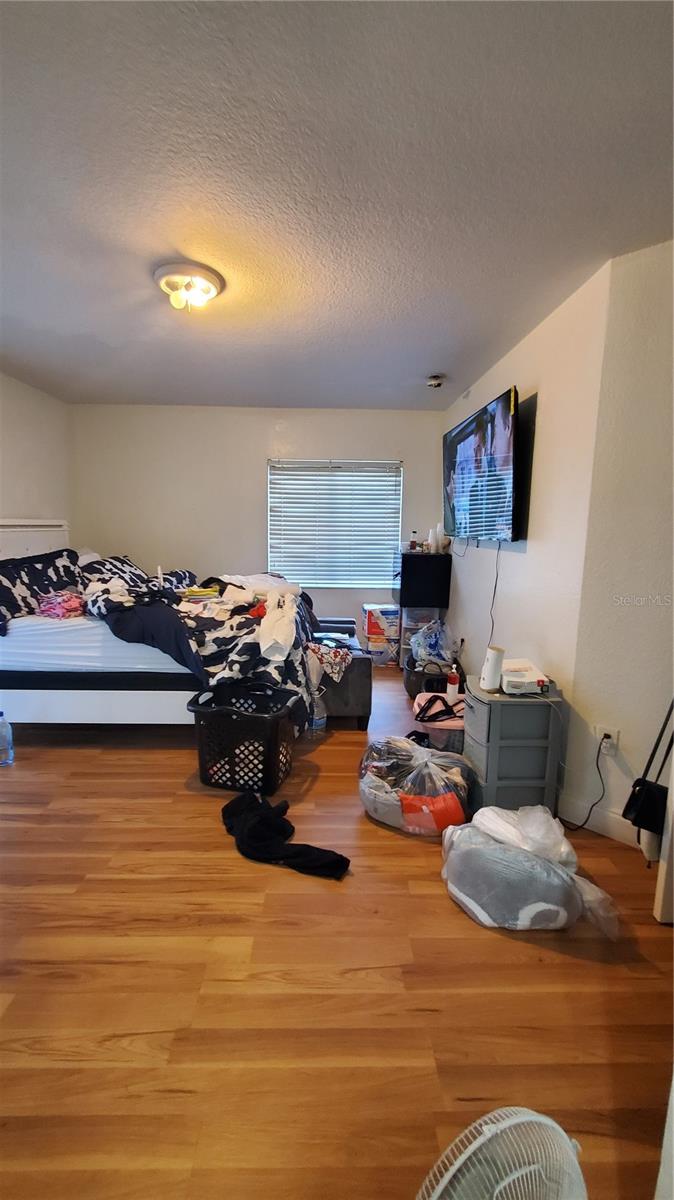 Image 21 of 28 For 1319 Jann Avenue