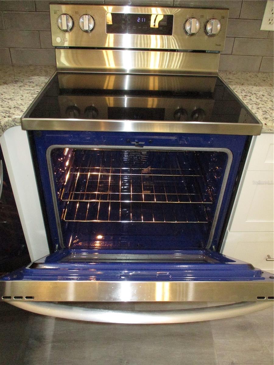 Image 14 of 77 For 14464 112th Circle