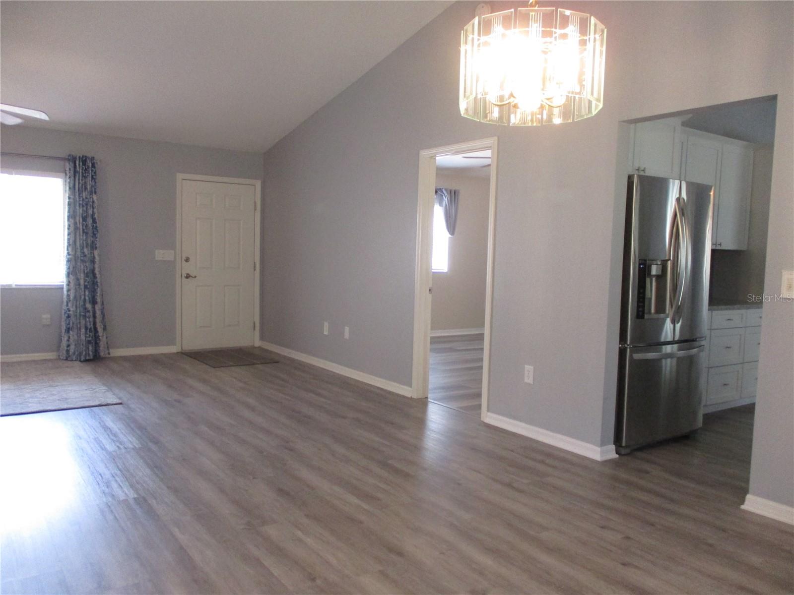 Image 20 of 77 For 14464 112th Circle