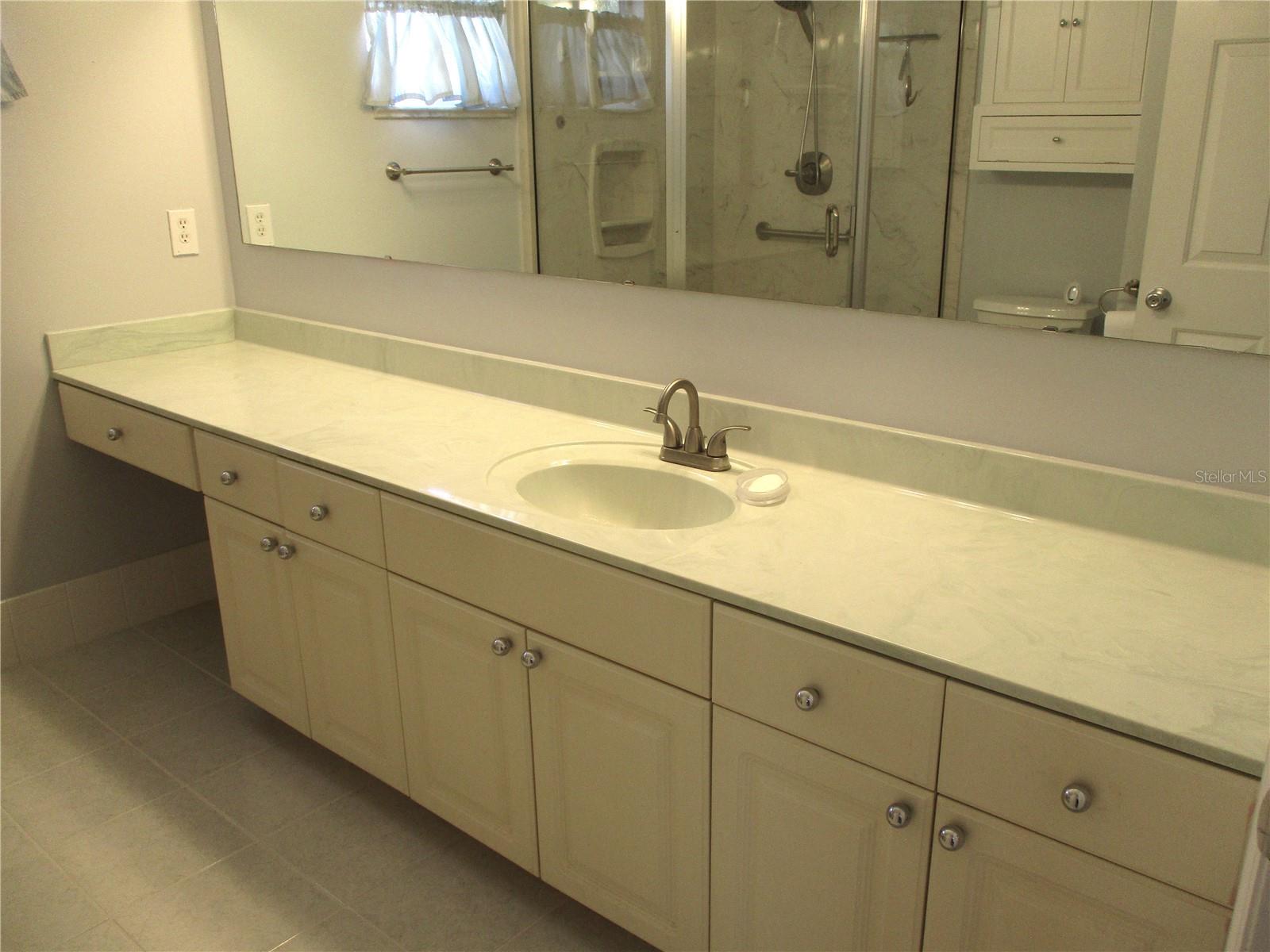 Image 29 of 77 For 14464 112th Circle