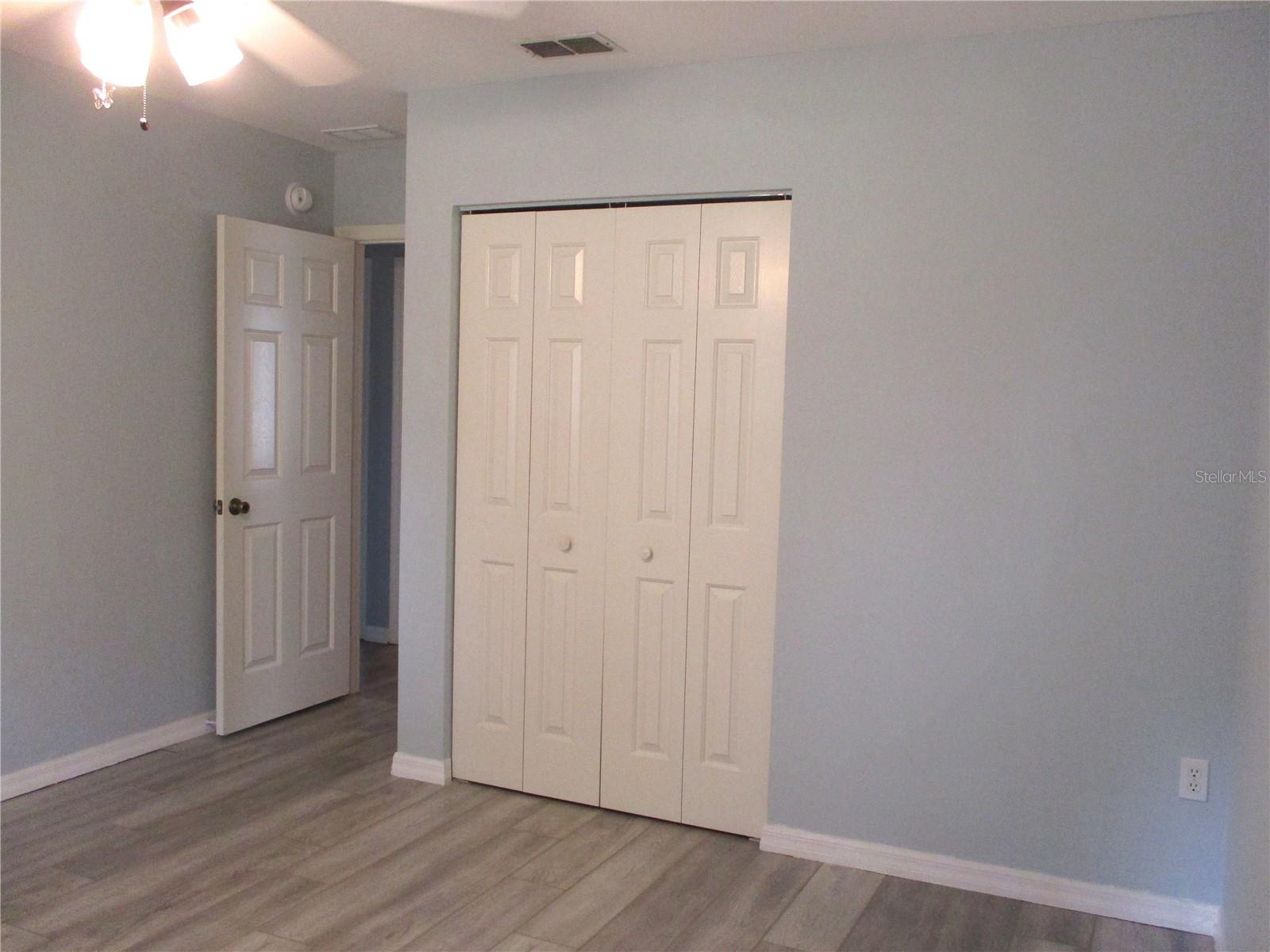 Image 33 of 77 For 14464 112th Circle