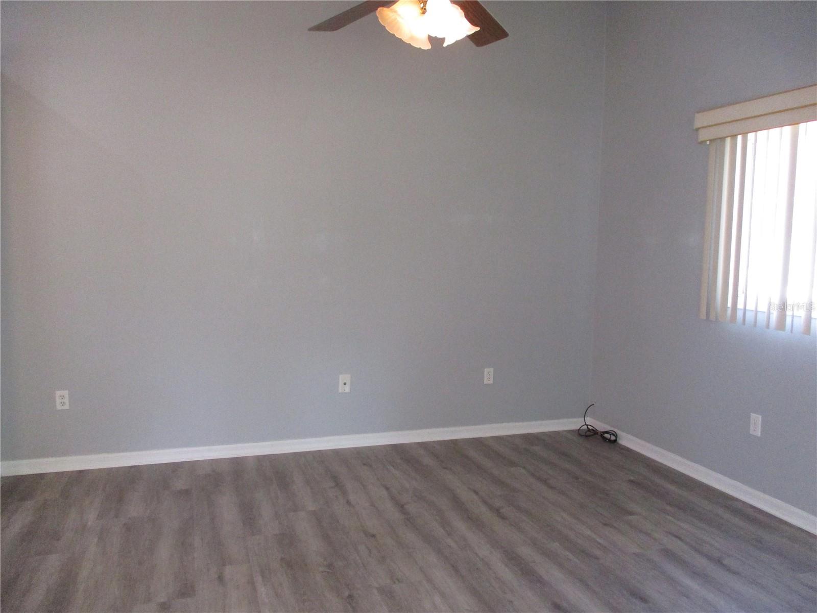 Image 34 of 77 For 14464 112th Circle