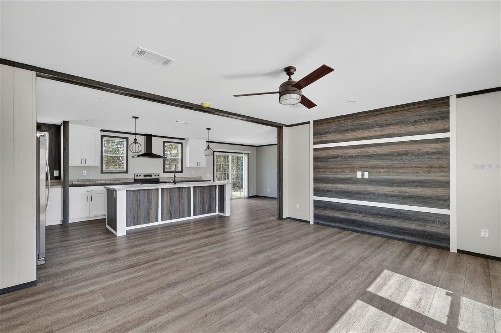 Image 12 of 37 For 16381 57th St