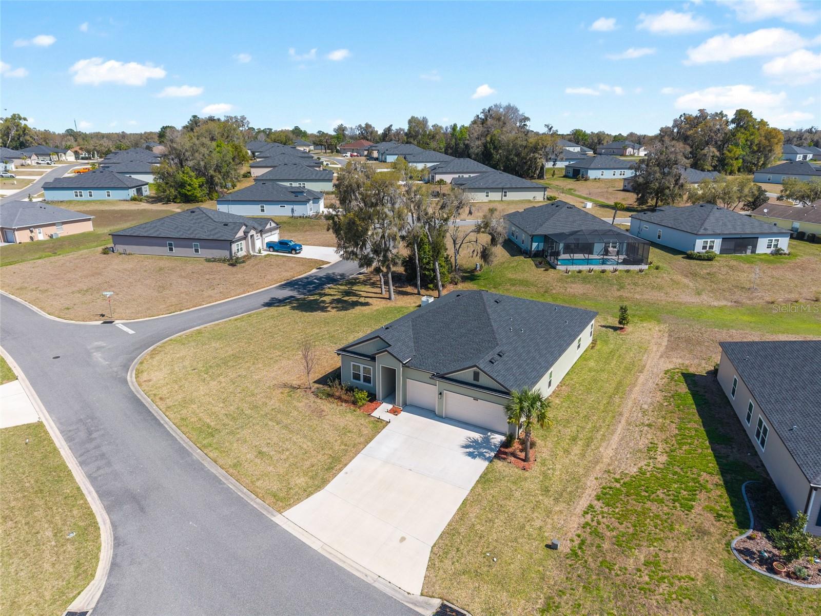 Image 17 of 20 For 19692 77th Loop