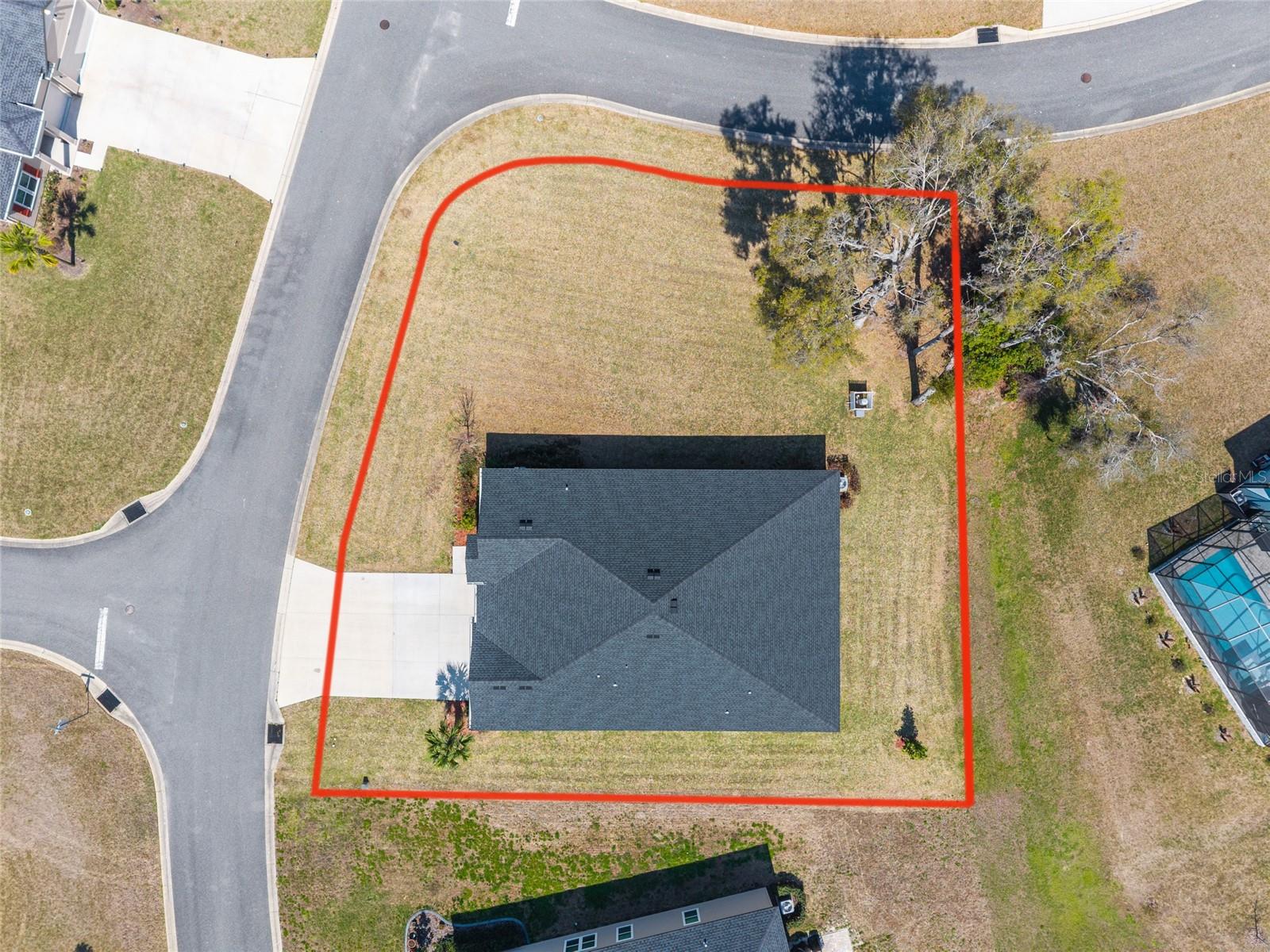 Image 18 of 20 For 19692 77th Loop