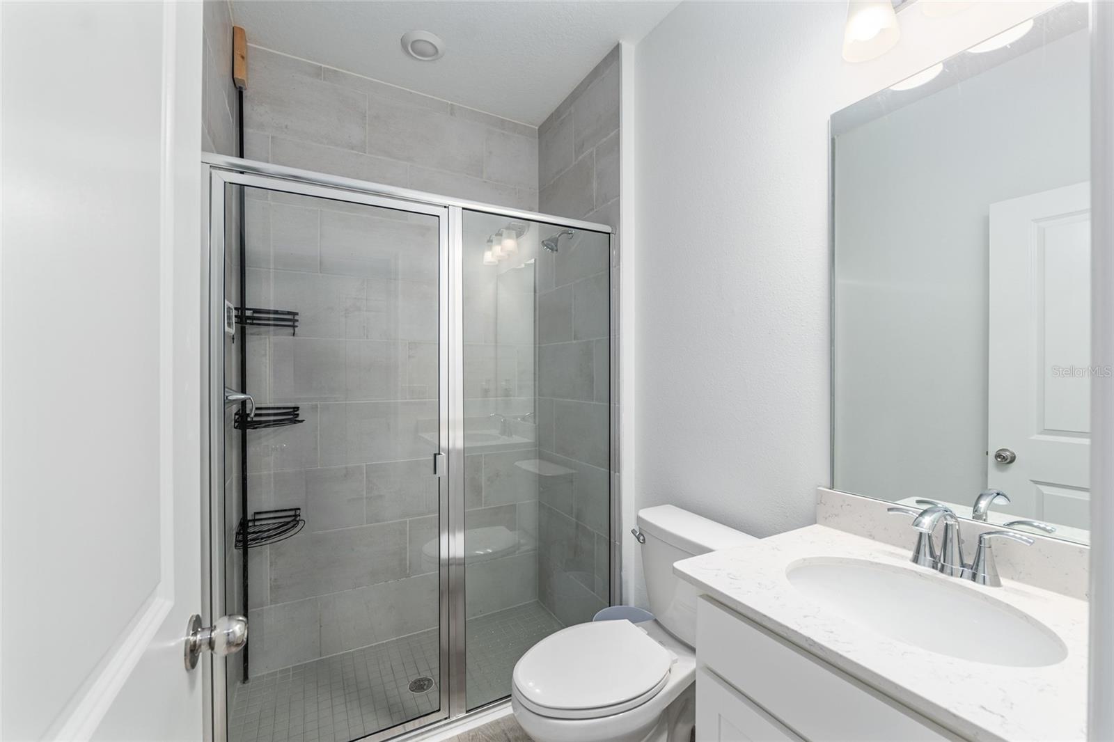 Image 8 of 20 For 19692 77th Loop