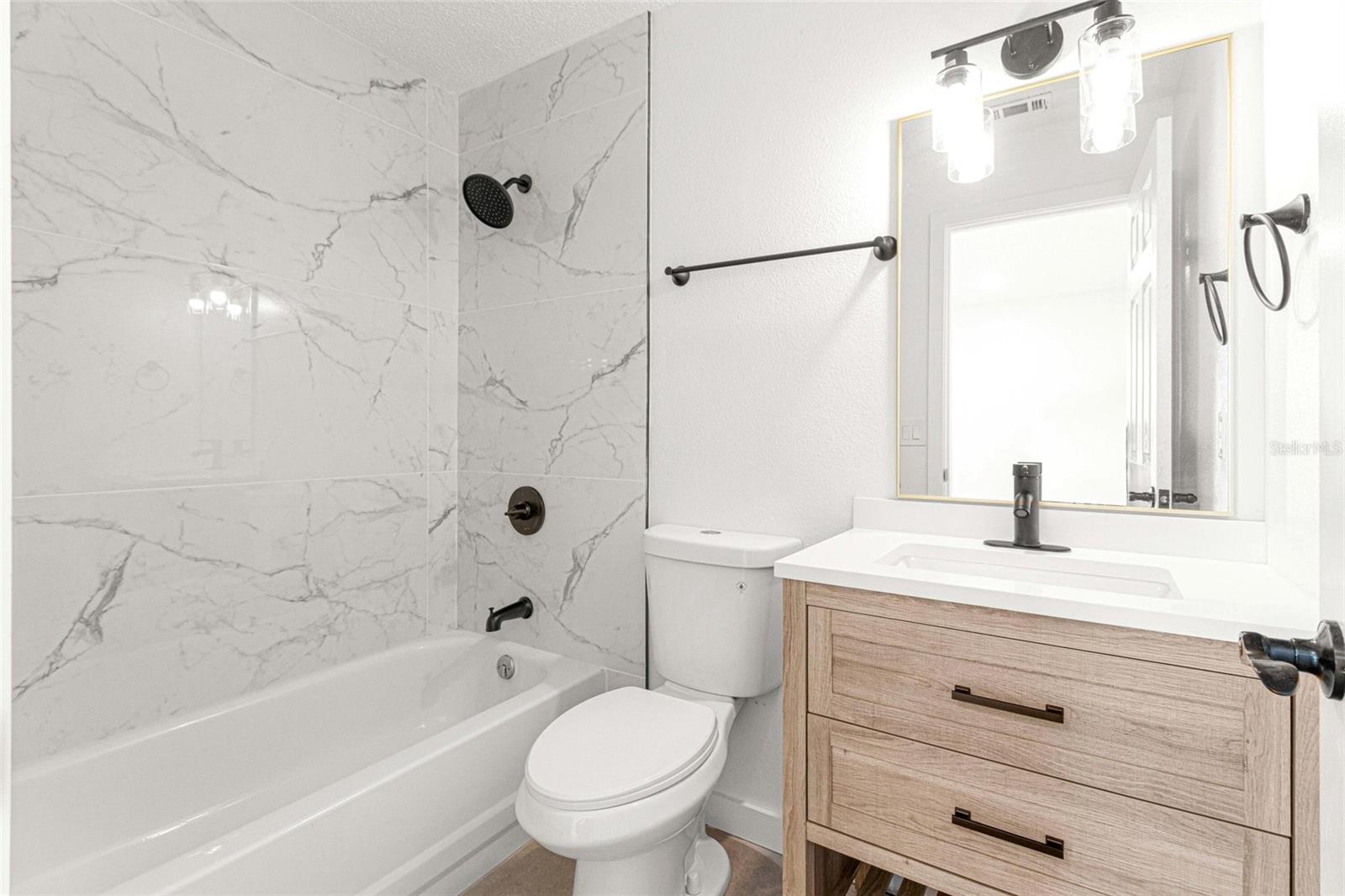 Image 14 of 20 For 5320 28th Lane