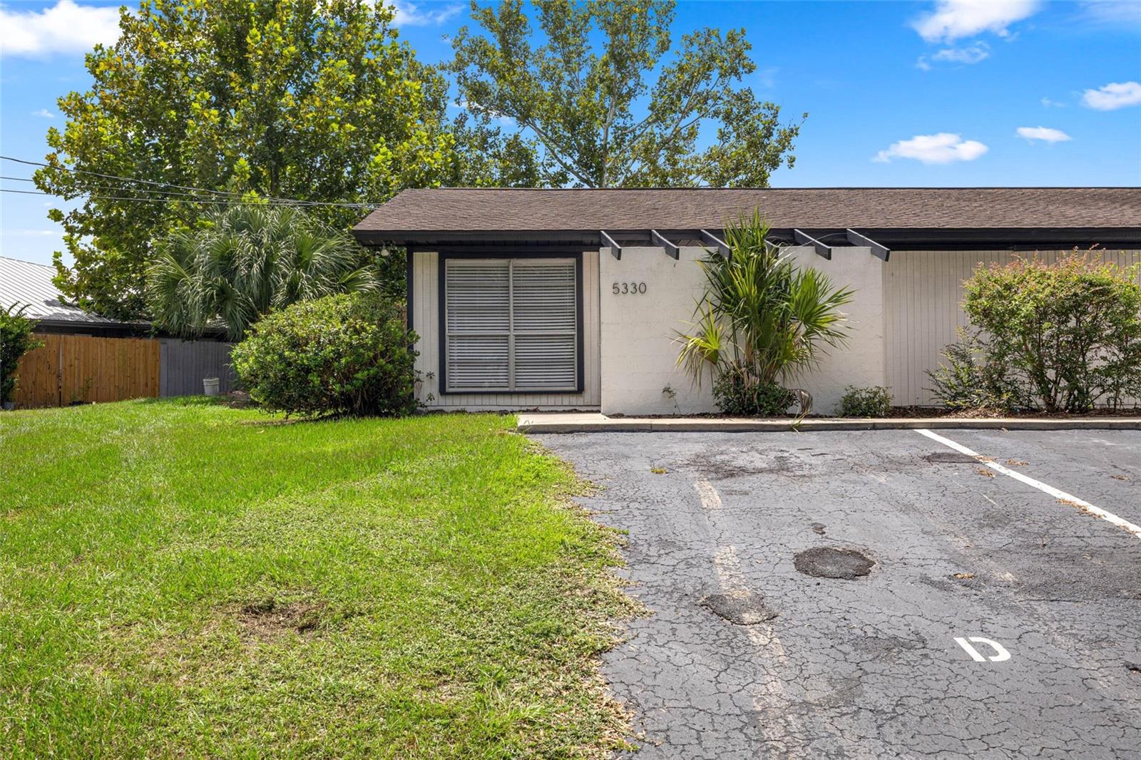 Image 5 of 20 For 5320 28th Lane