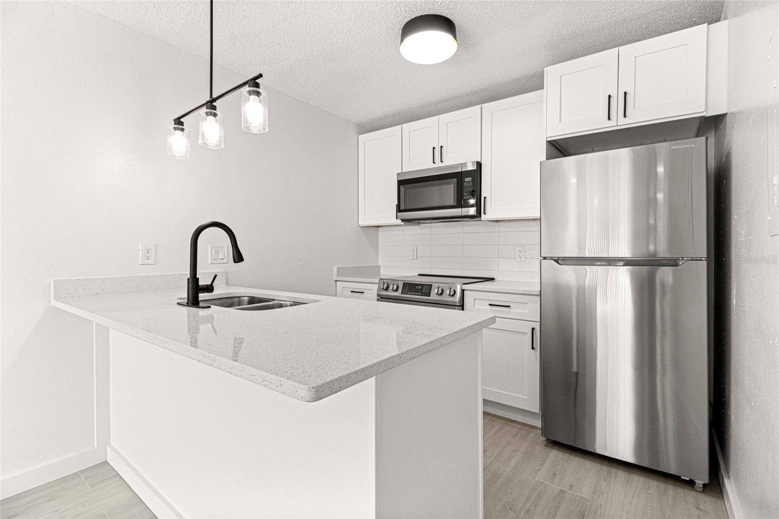 Image 9 of 20 For 5320 28th Lane