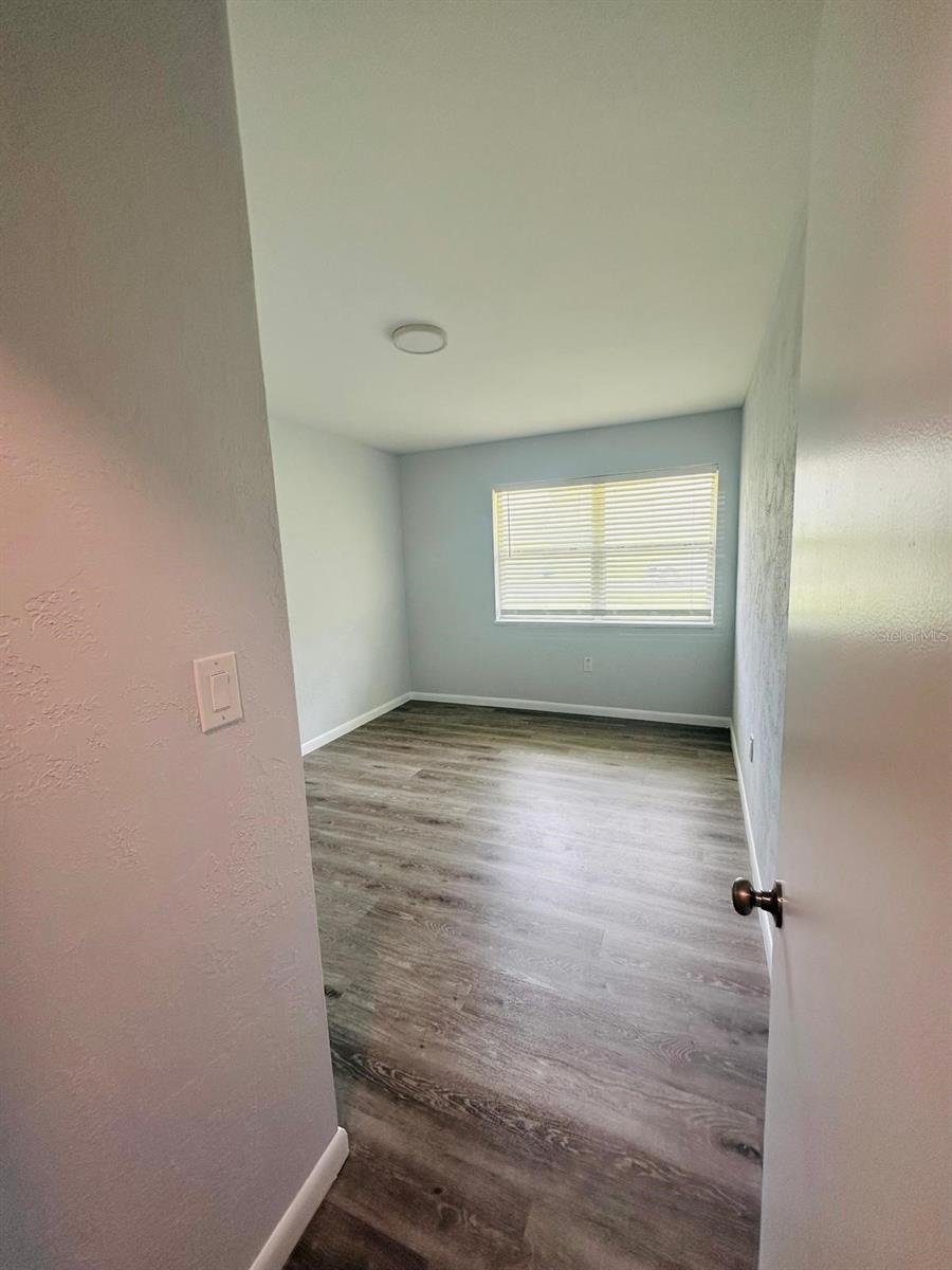 Image 15 of 17 For 408 12 Avenue