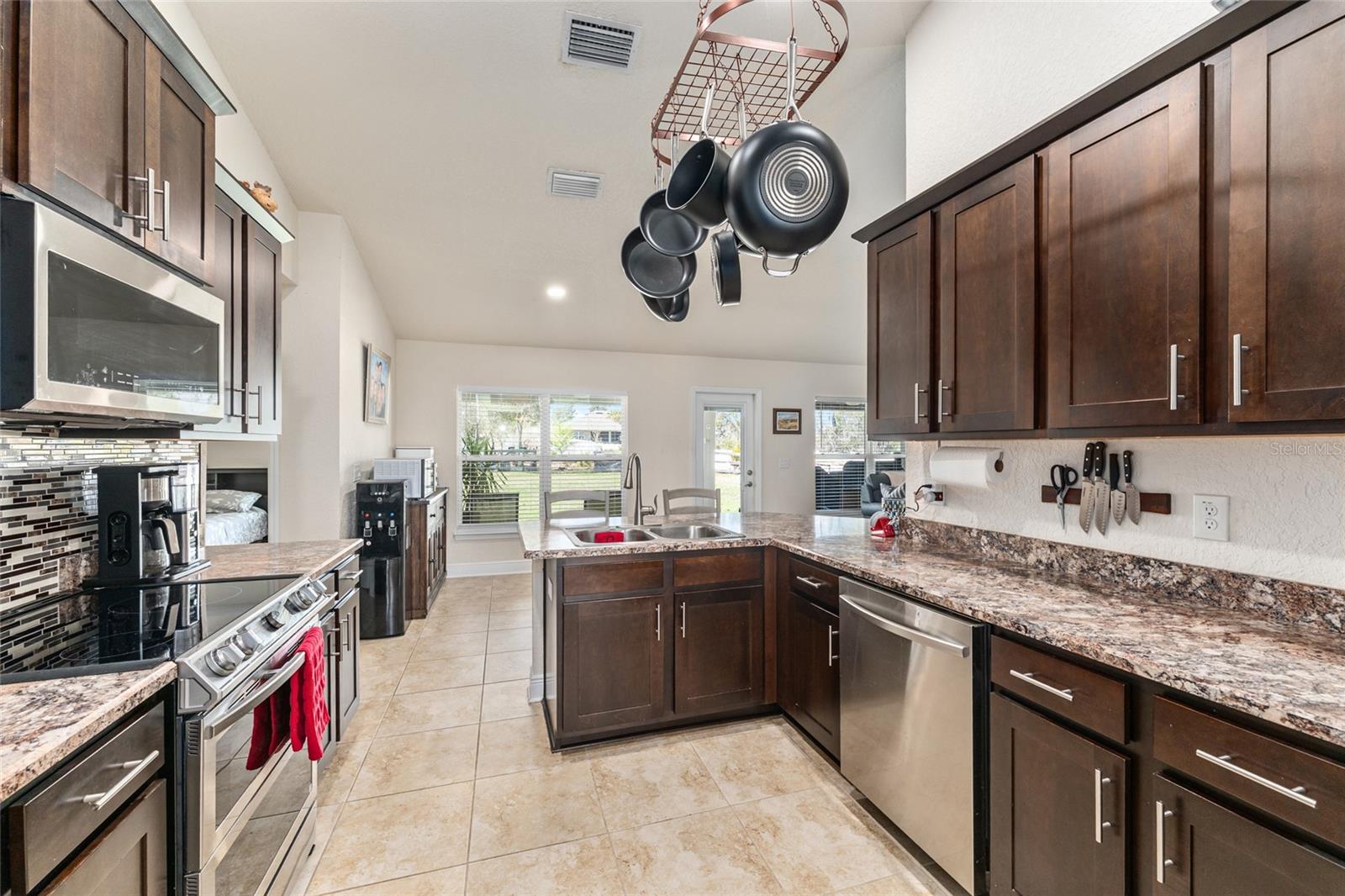 Image 20 of 96 For 10400 45th Court