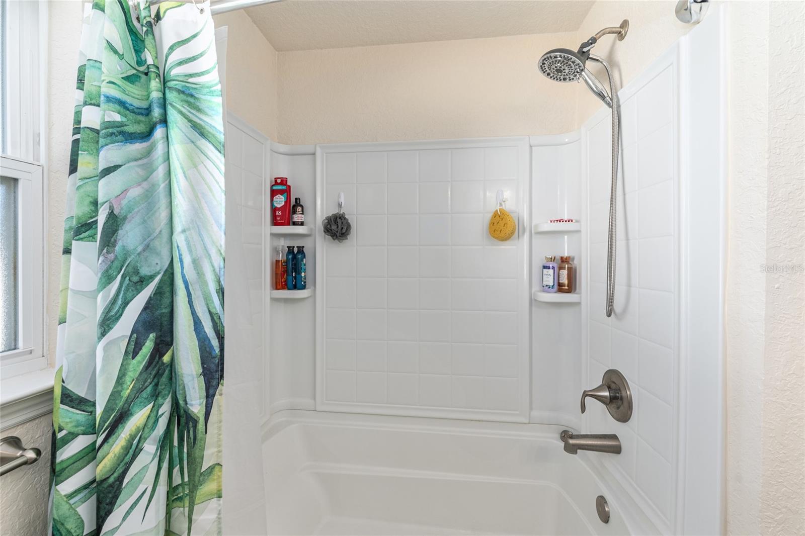 Image 43 of 96 For 10400 45th Court