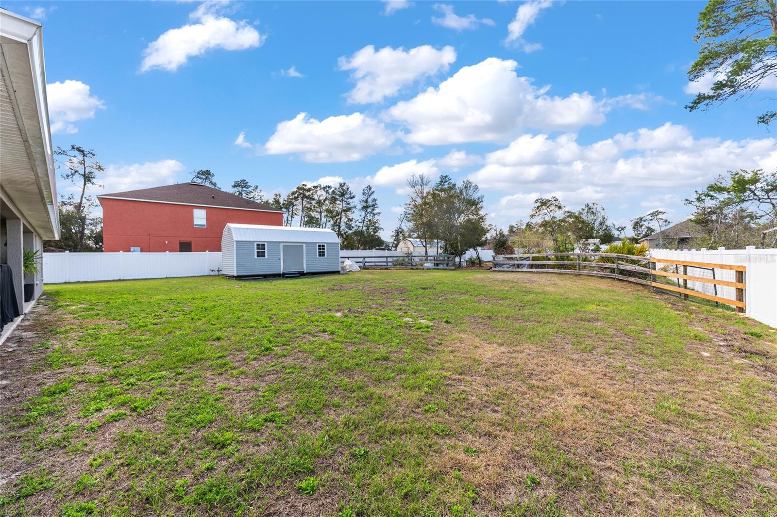 Image 61 of 96 For 10400 45th Court