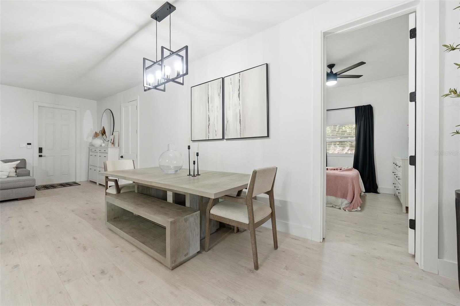 Image 17 of 38 For 36104 Emeralda Avenue