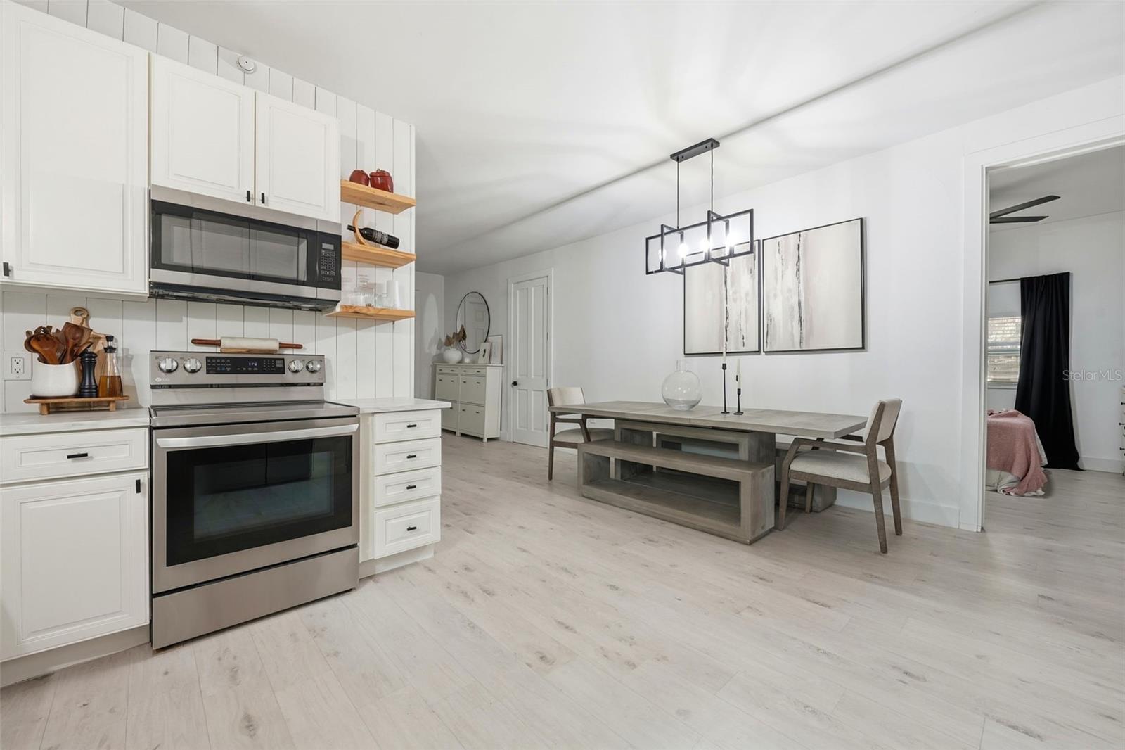 Image 22 of 38 For 36104 Emeralda Avenue