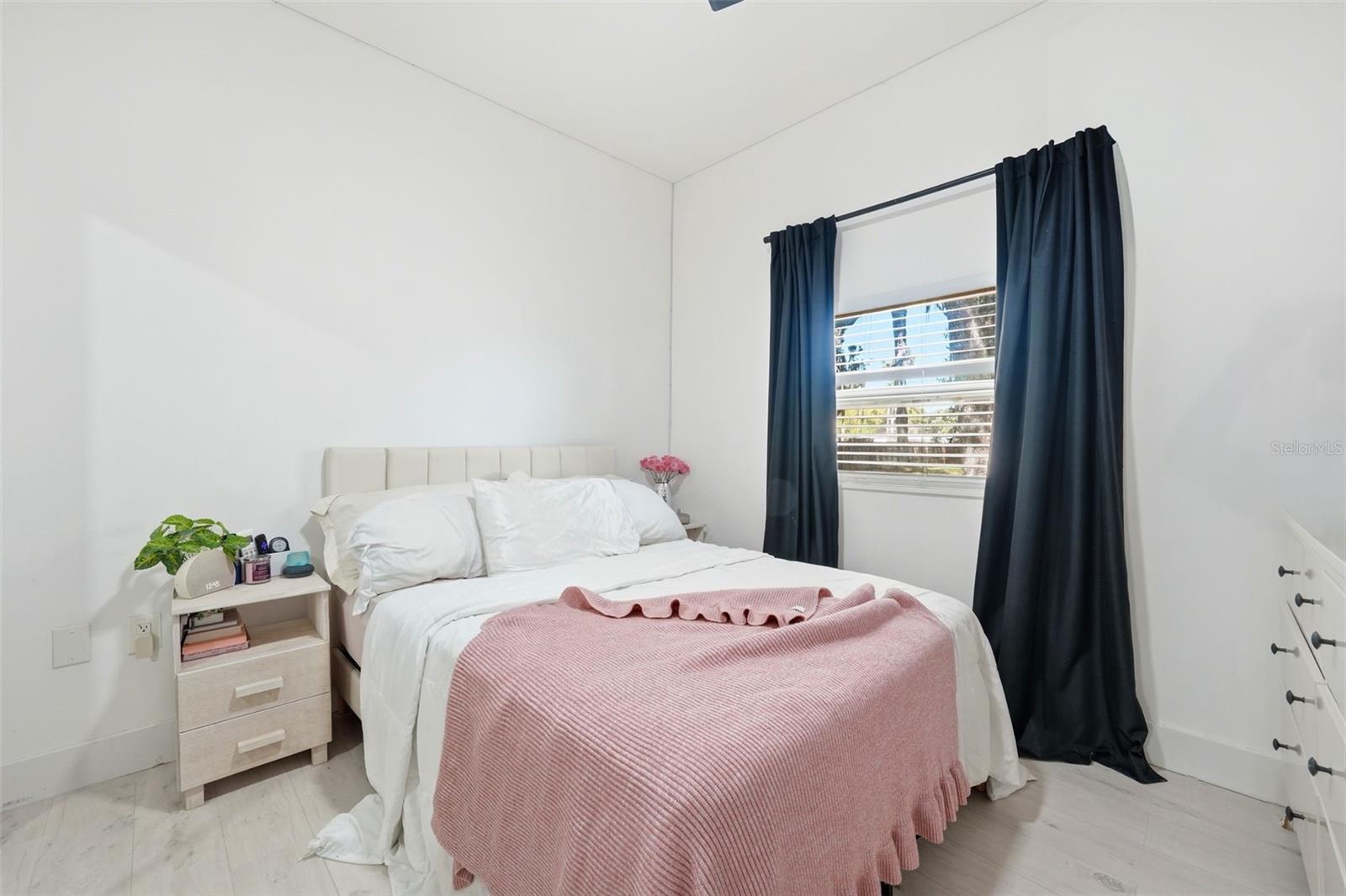 Image 26 of 38 For 36104 Emeralda Avenue