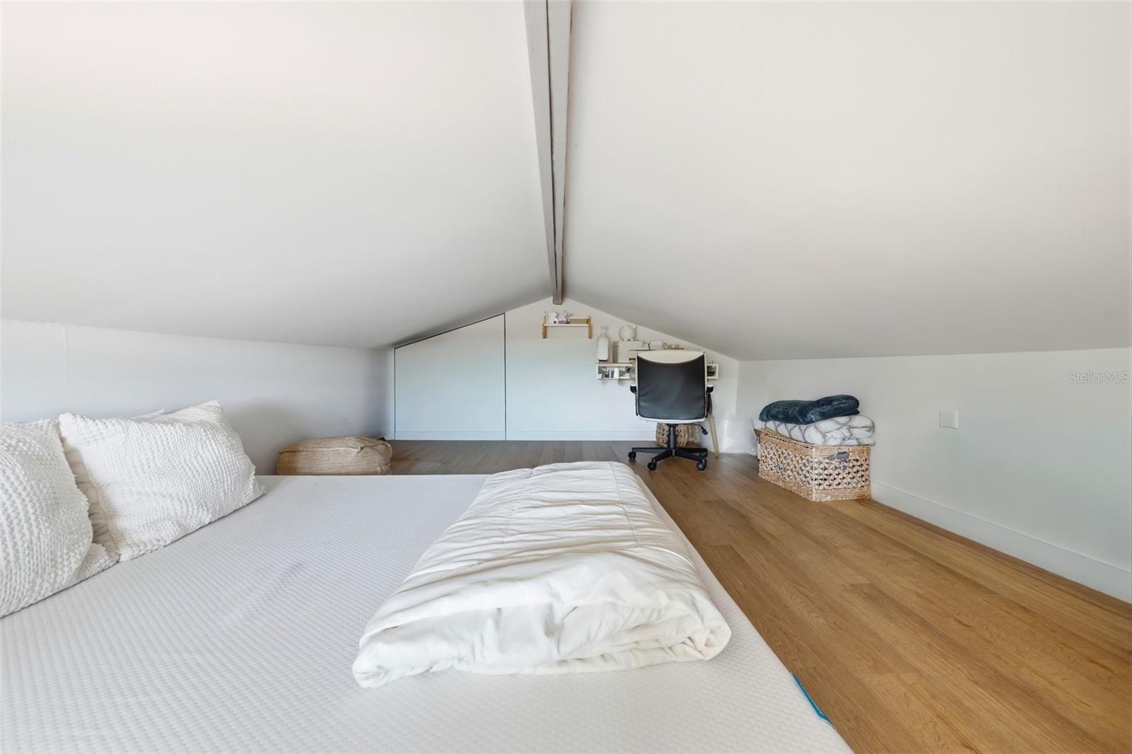 Image 37 of 38 For 36104 Emeralda Avenue