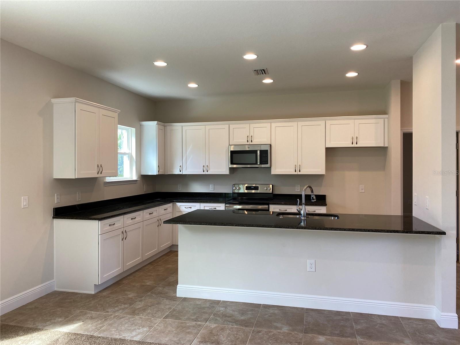 Image 3 of 13 For 1793 Namatka Avenue