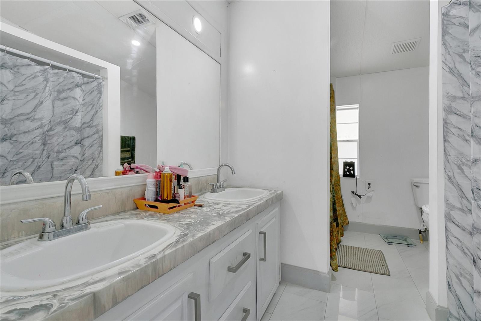 Image 14 of 23 For 12531 18th Street