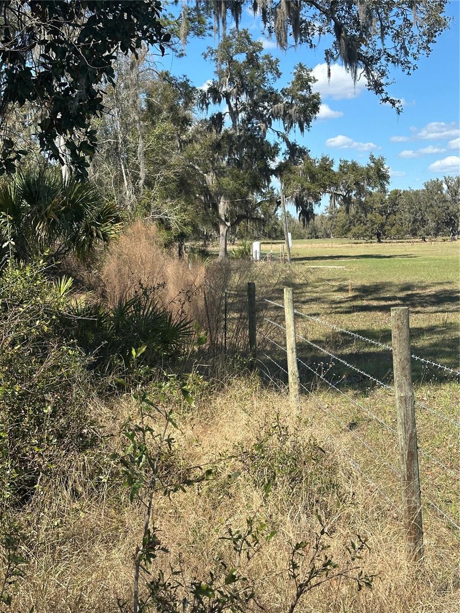 Image 13 of 21 For 688th Avenue