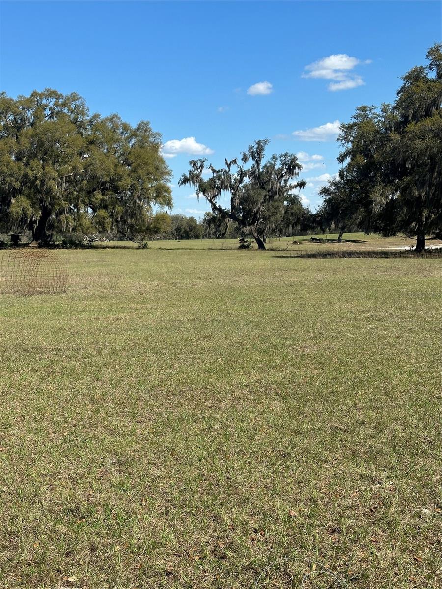 Image 14 of 21 For 688th Avenue