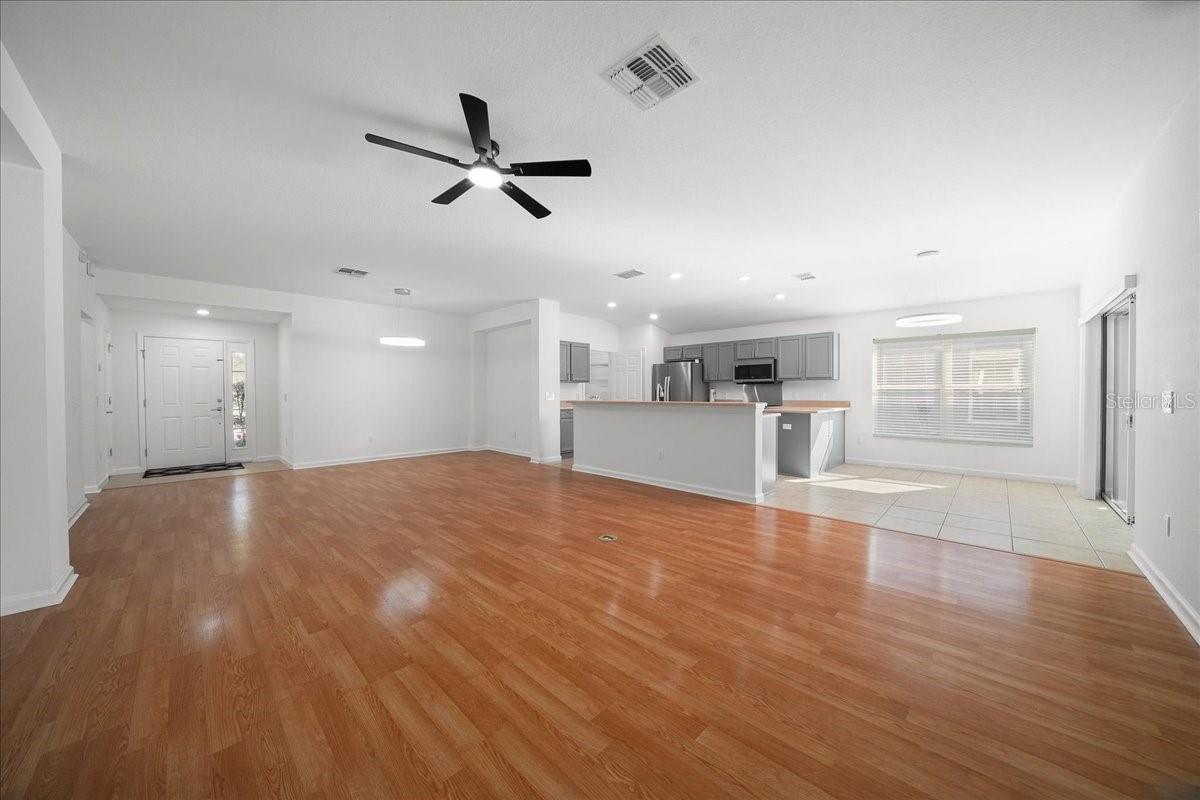 Image 10 of 45 For 4756 42nd Street