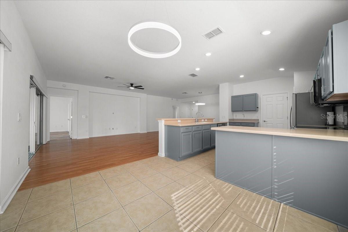 Image 15 of 45 For 4756 42nd Street