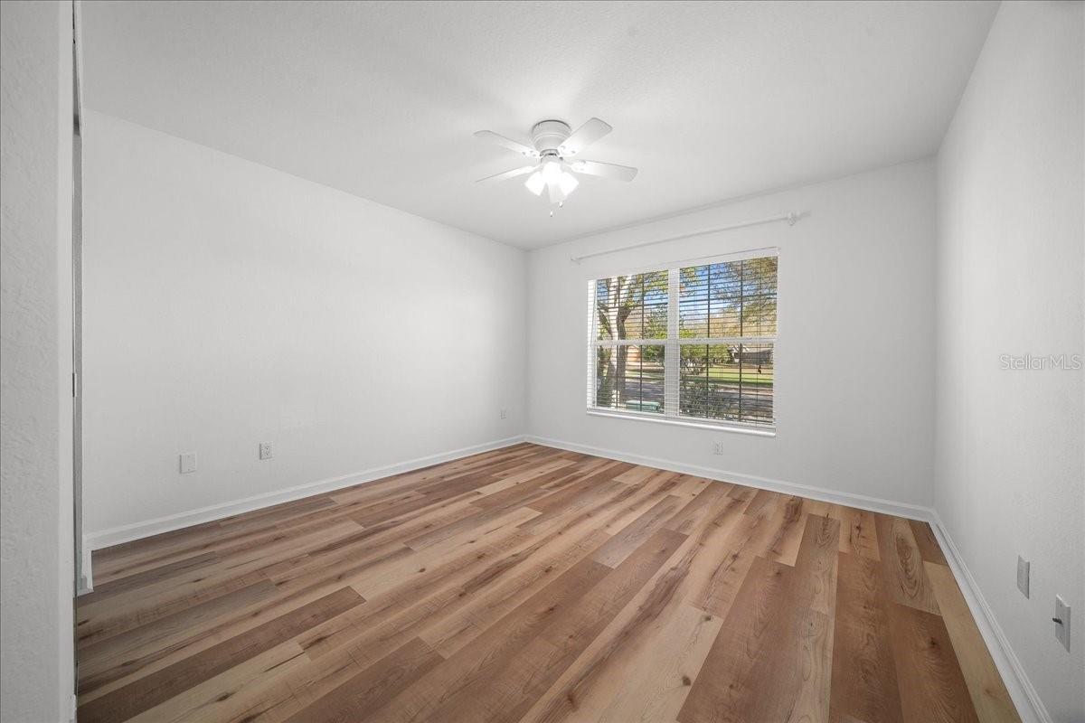 Image 18 of 45 For 4756 42nd Street