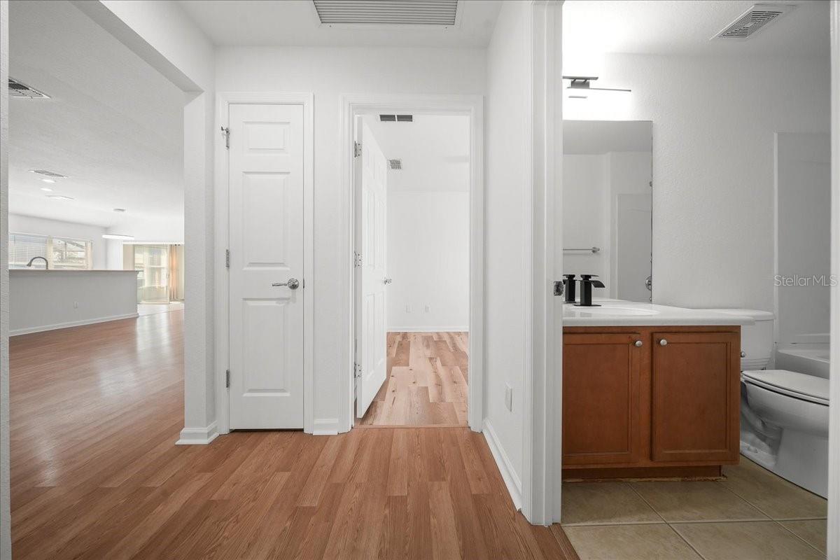 Image 20 of 45 For 4756 42nd Street