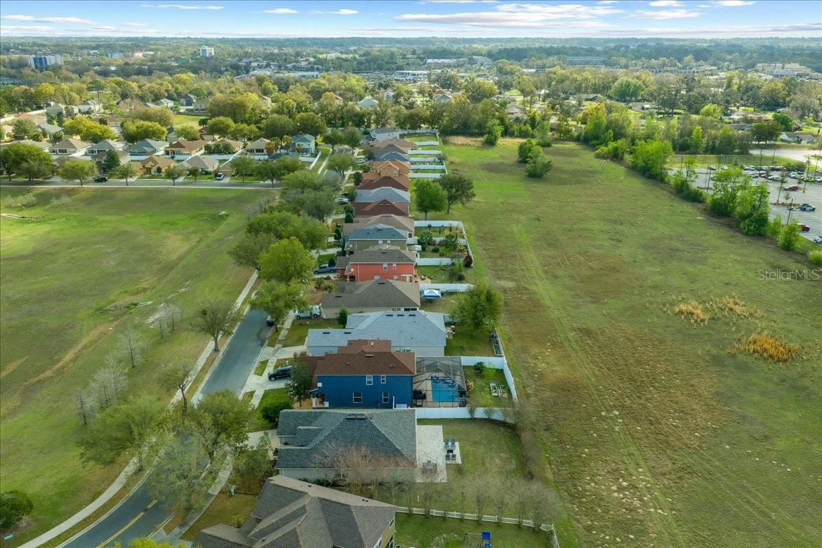 Image 34 of 45 For 4756 42nd Street