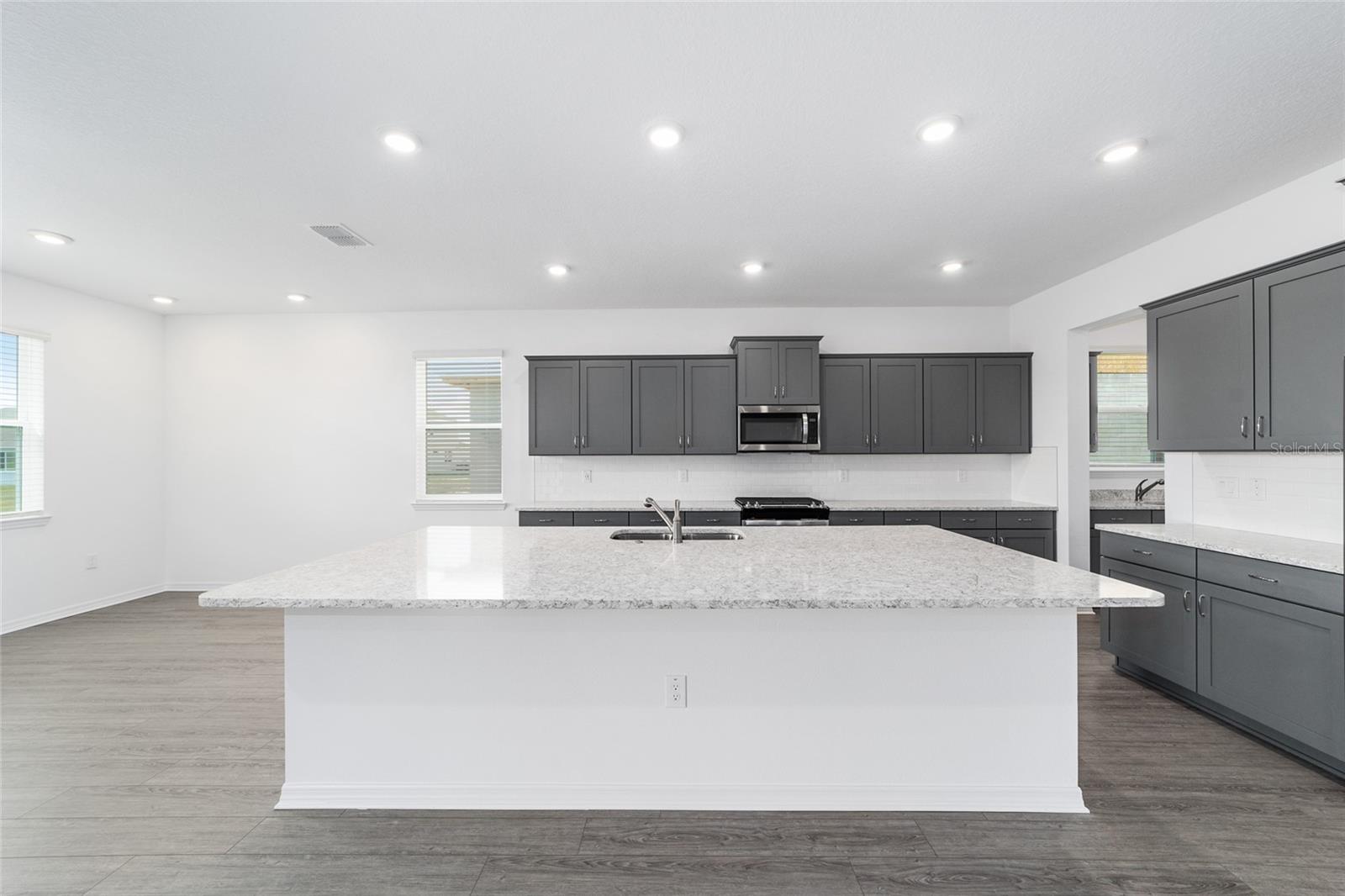 Image 18 of 54 For 7232 63rd Street