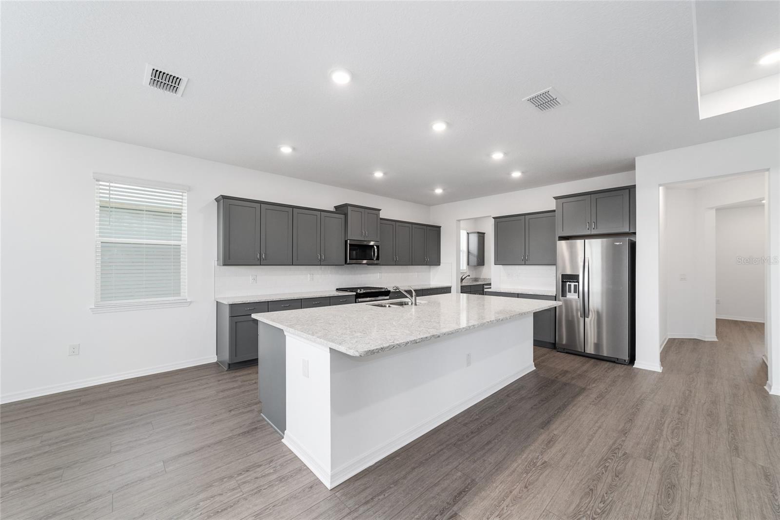 Image 19 of 54 For 7232 63rd Street