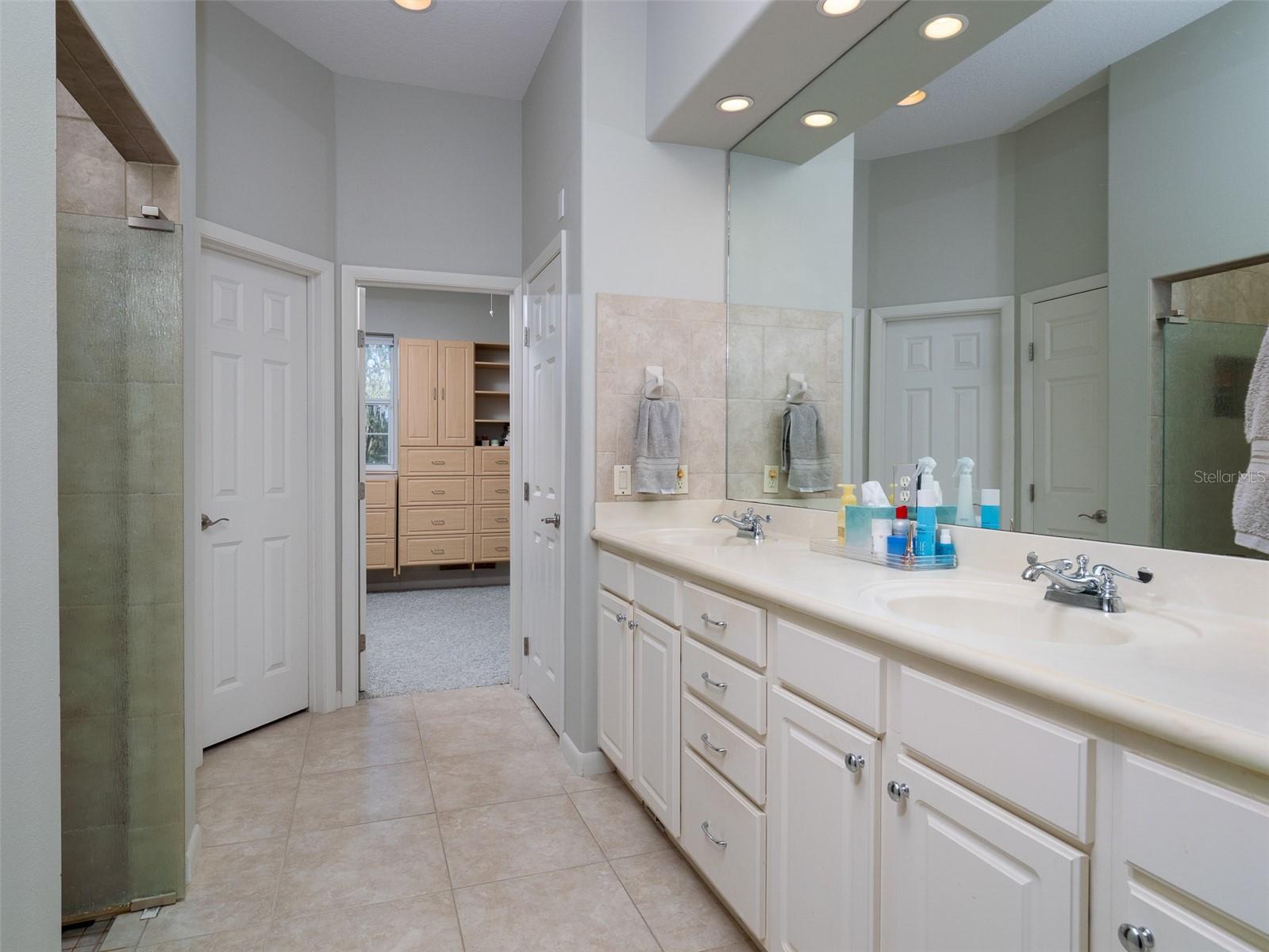 Image 14 of 34 For 8535 136th Avenue Road