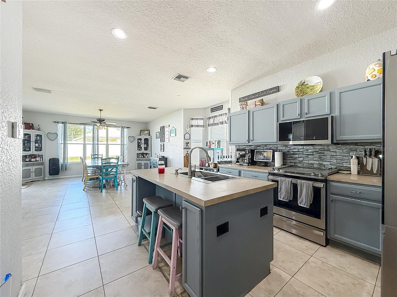 Image 15 of 100 For 4947 40th Lane