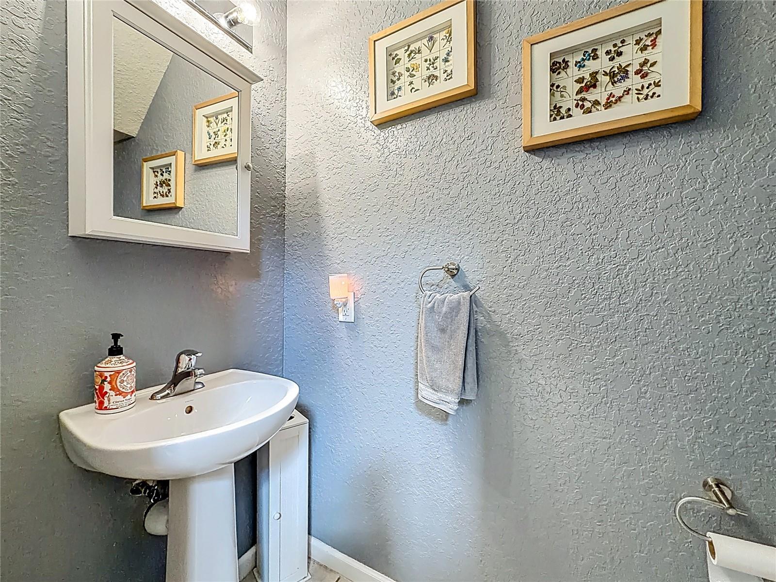 Image 22 of 100 For 4947 40th Lane