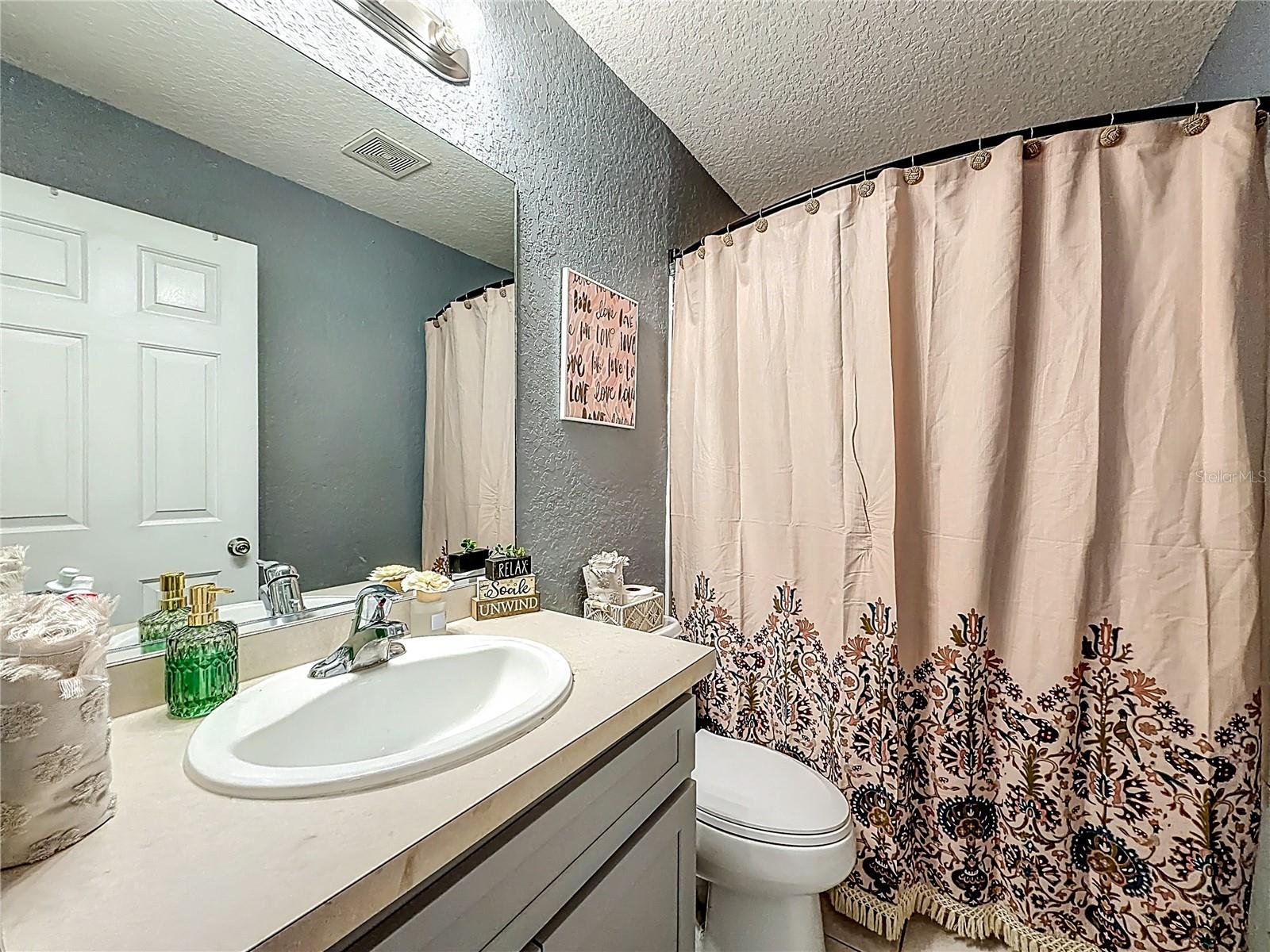 Image 35 of 100 For 4947 40th Lane