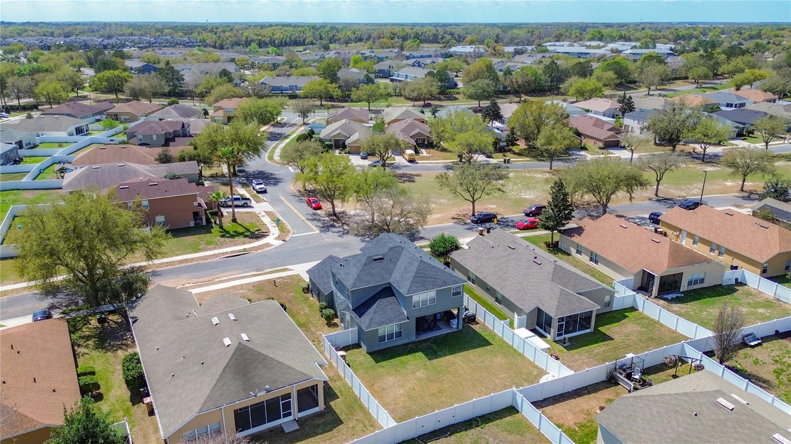 Image 49 of 100 For 4947 40th Lane