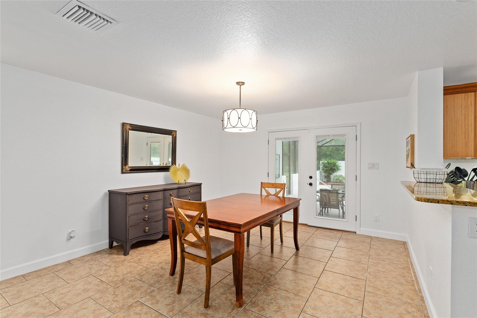 Image 23 of 71 For 415 22nd Avenue