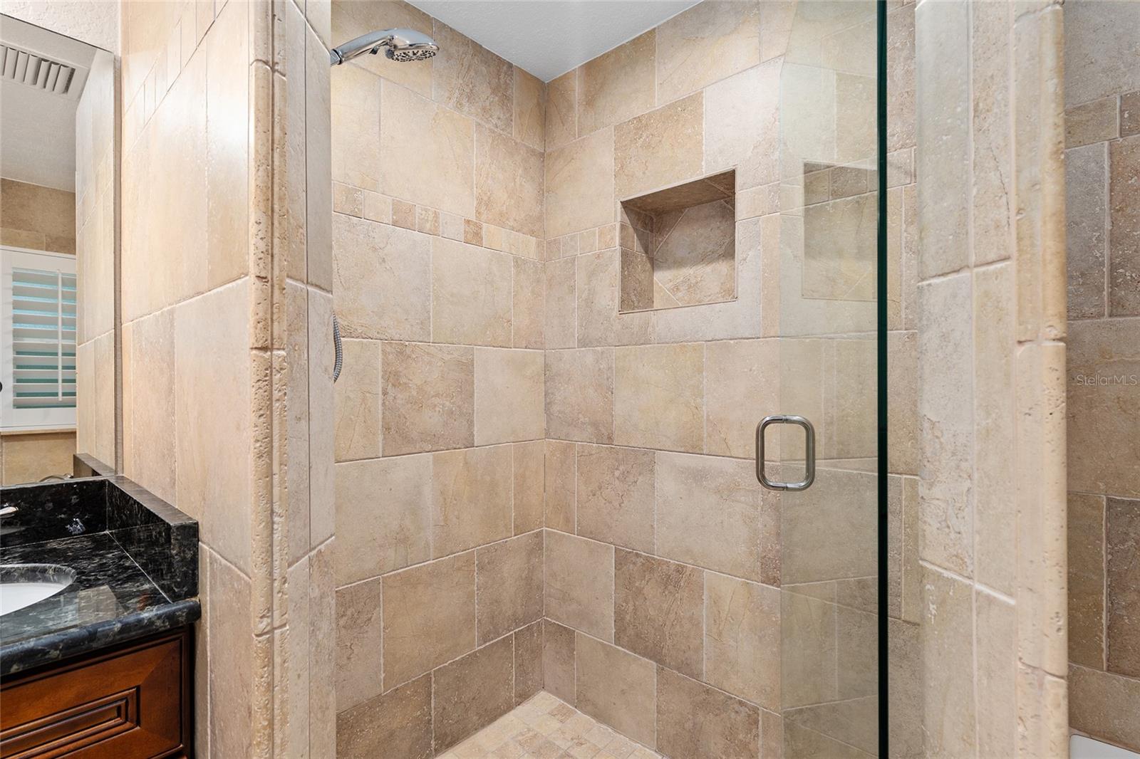 Image 49 of 71 For 415 22nd Avenue