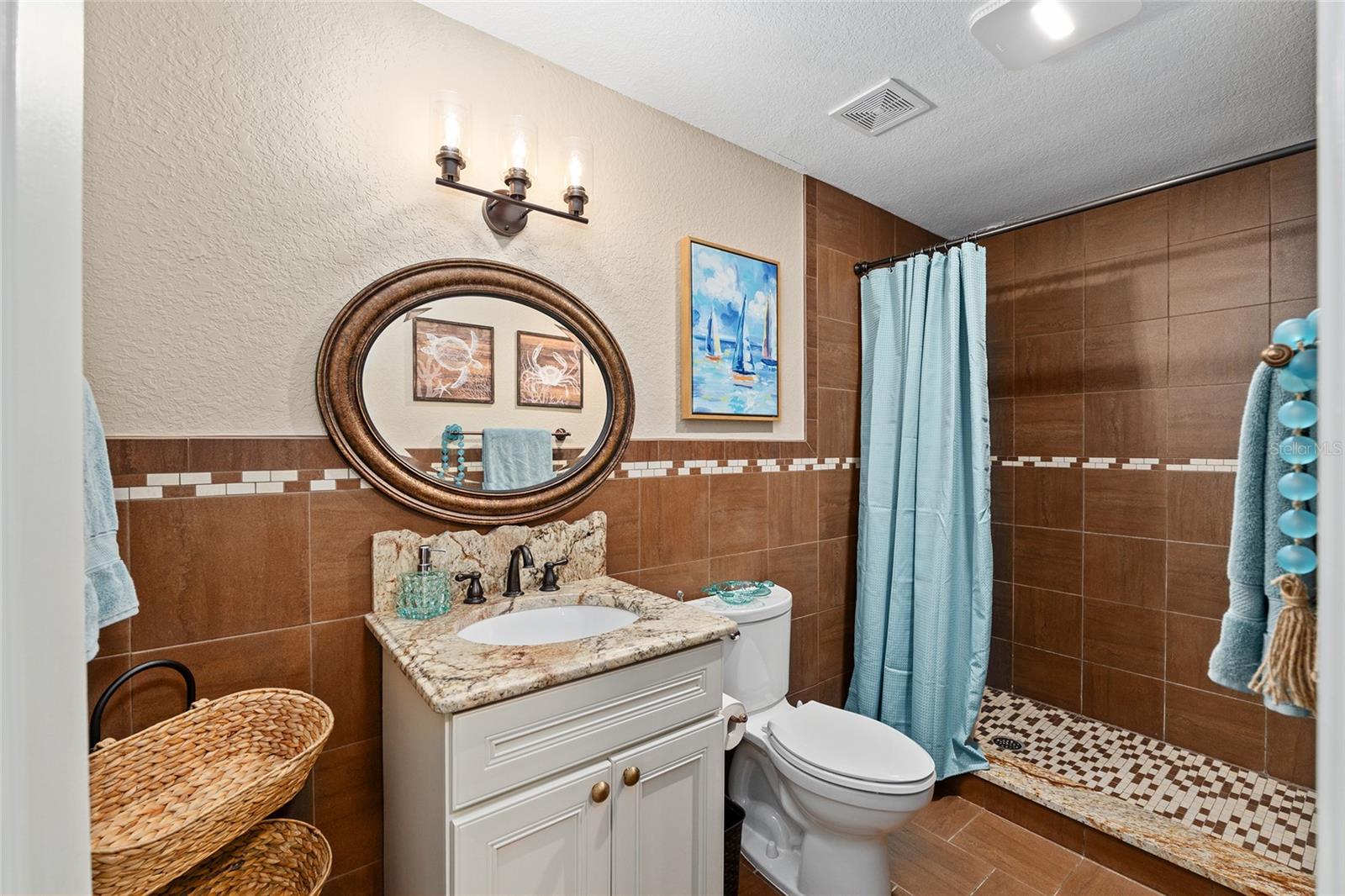 Image 60 of 71 For 415 22nd Avenue