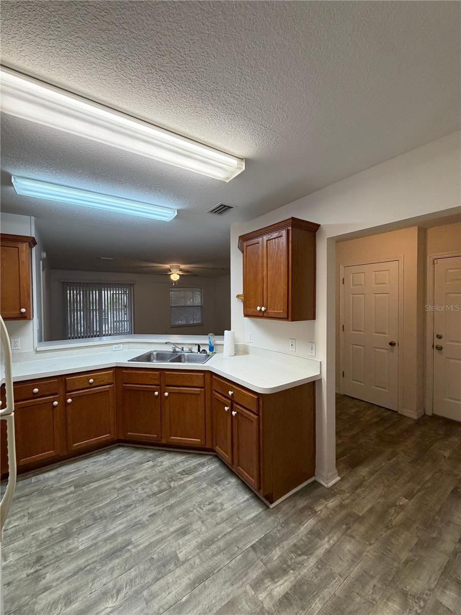 Image 10 of 25 For 10045 188th Circle