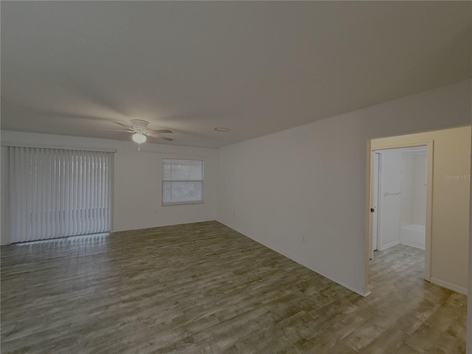 Image 3 of 25 For 10045 188th Circle