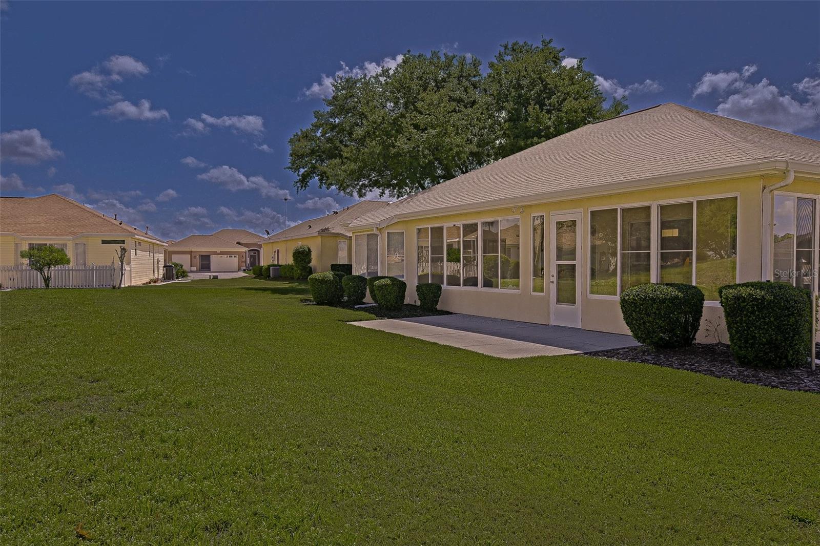 Image 13 of 39 For 13126 93rd Terrace Road