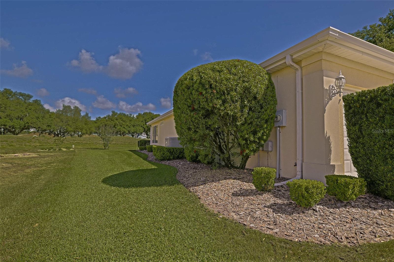 Image 16 of 39 For 13126 93rd Terrace Road