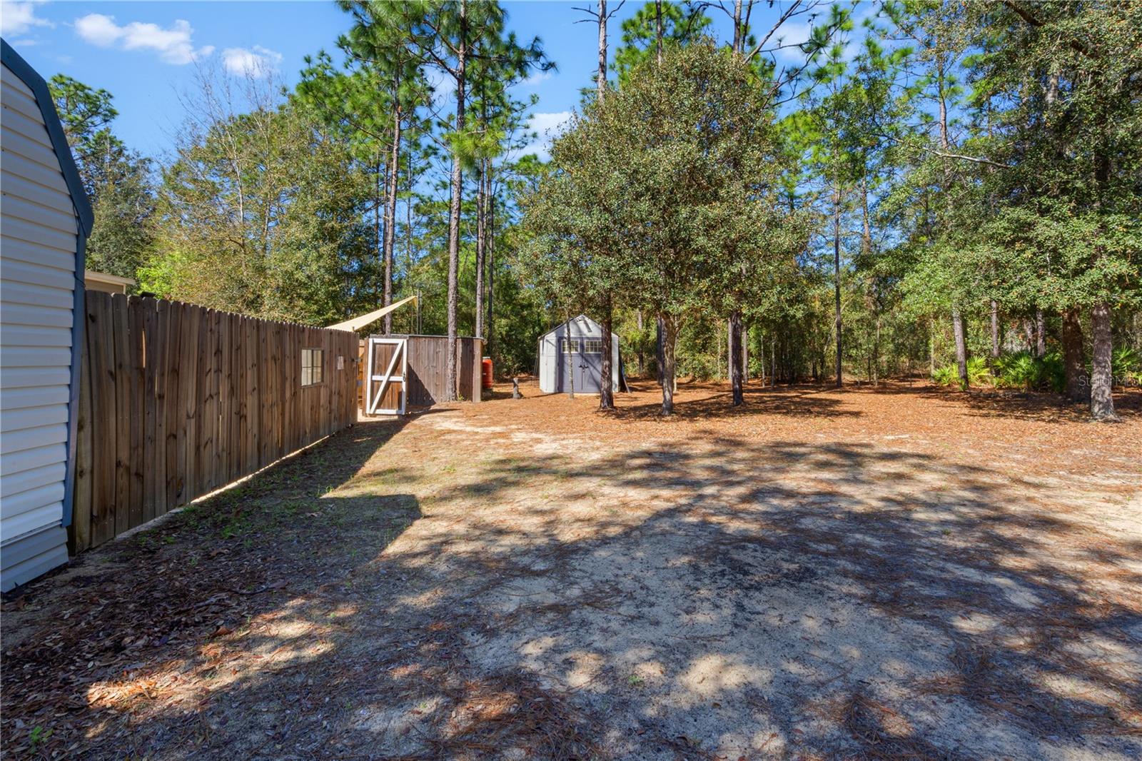 Image 20 of 21 For 10811 57th Street